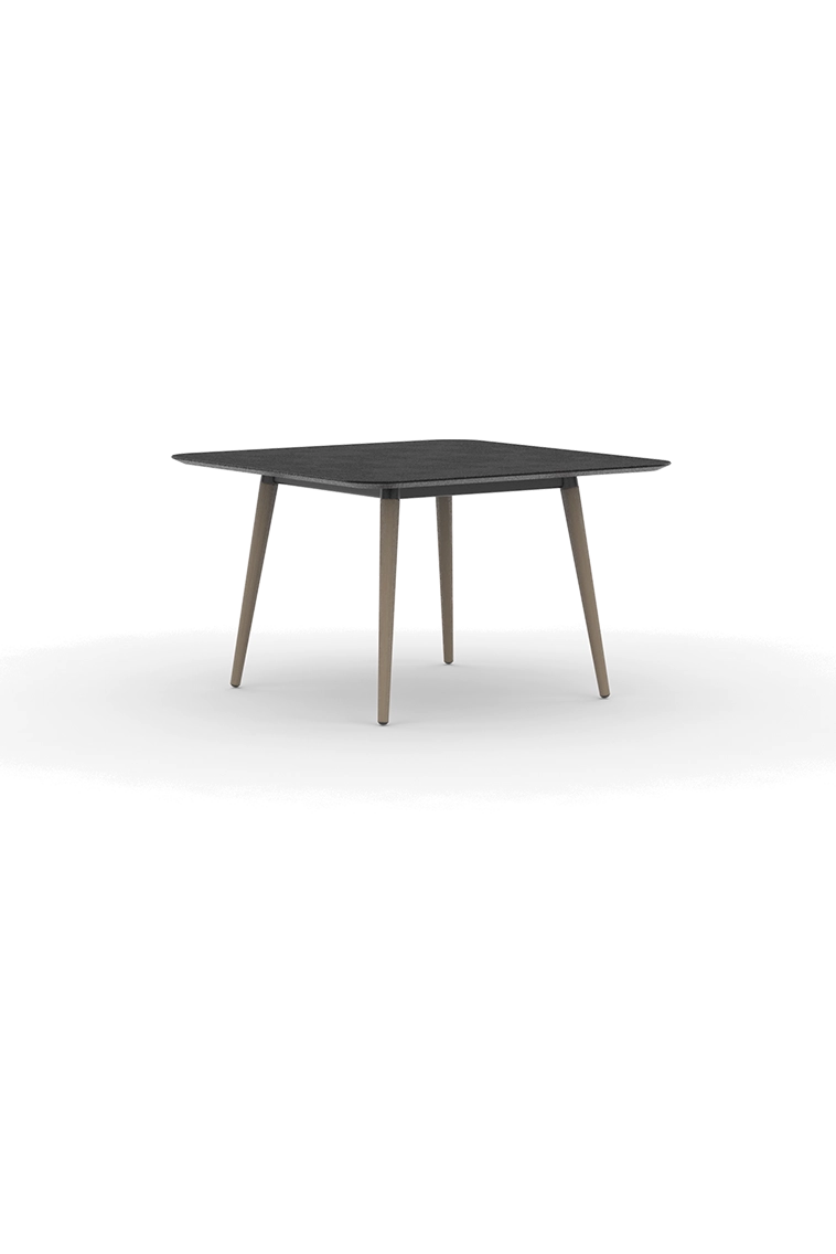 CRQDT08 / Dining