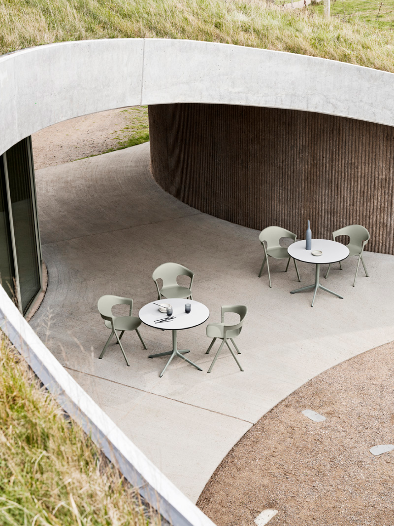Axyl_Outdoor Chairs