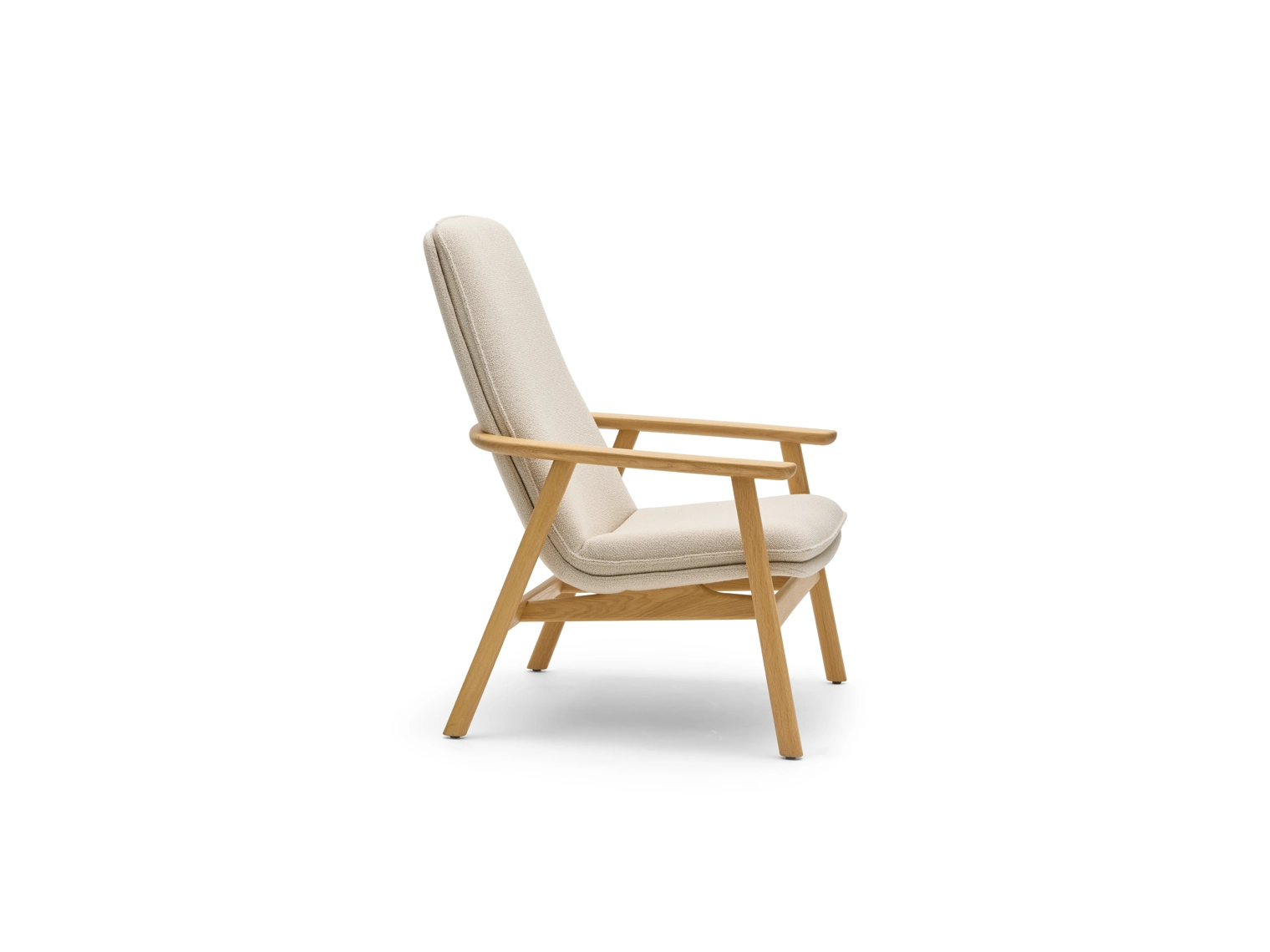 UKU_UKU301_Gallery_Rotation_02