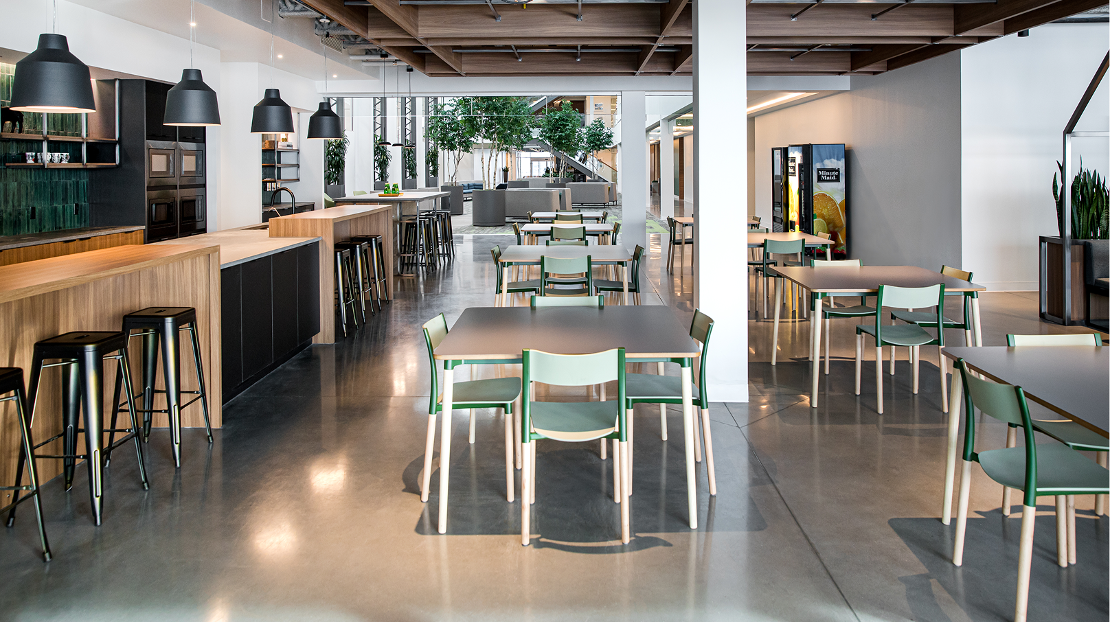 Amenity lounge space
