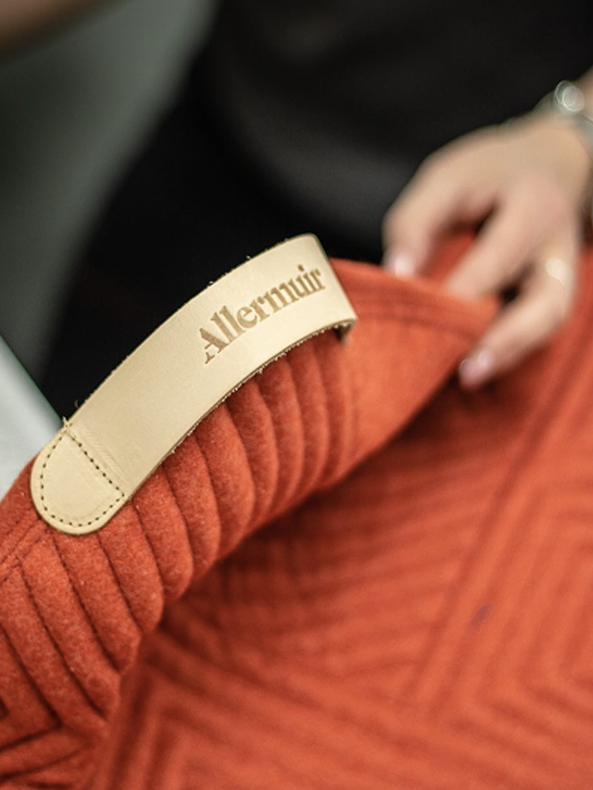 Generic_Carousel_Designers_AllermuirDesign_Image1