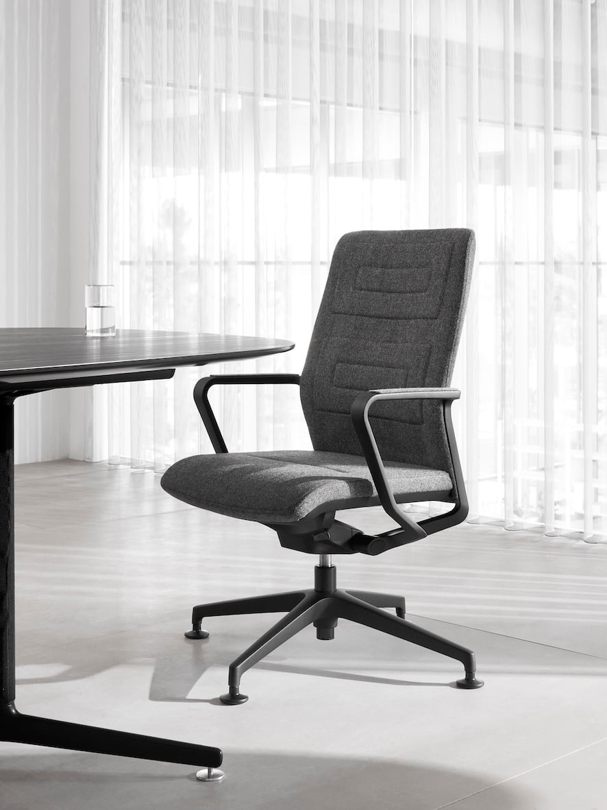 SH① Senator - SHL02 Chair