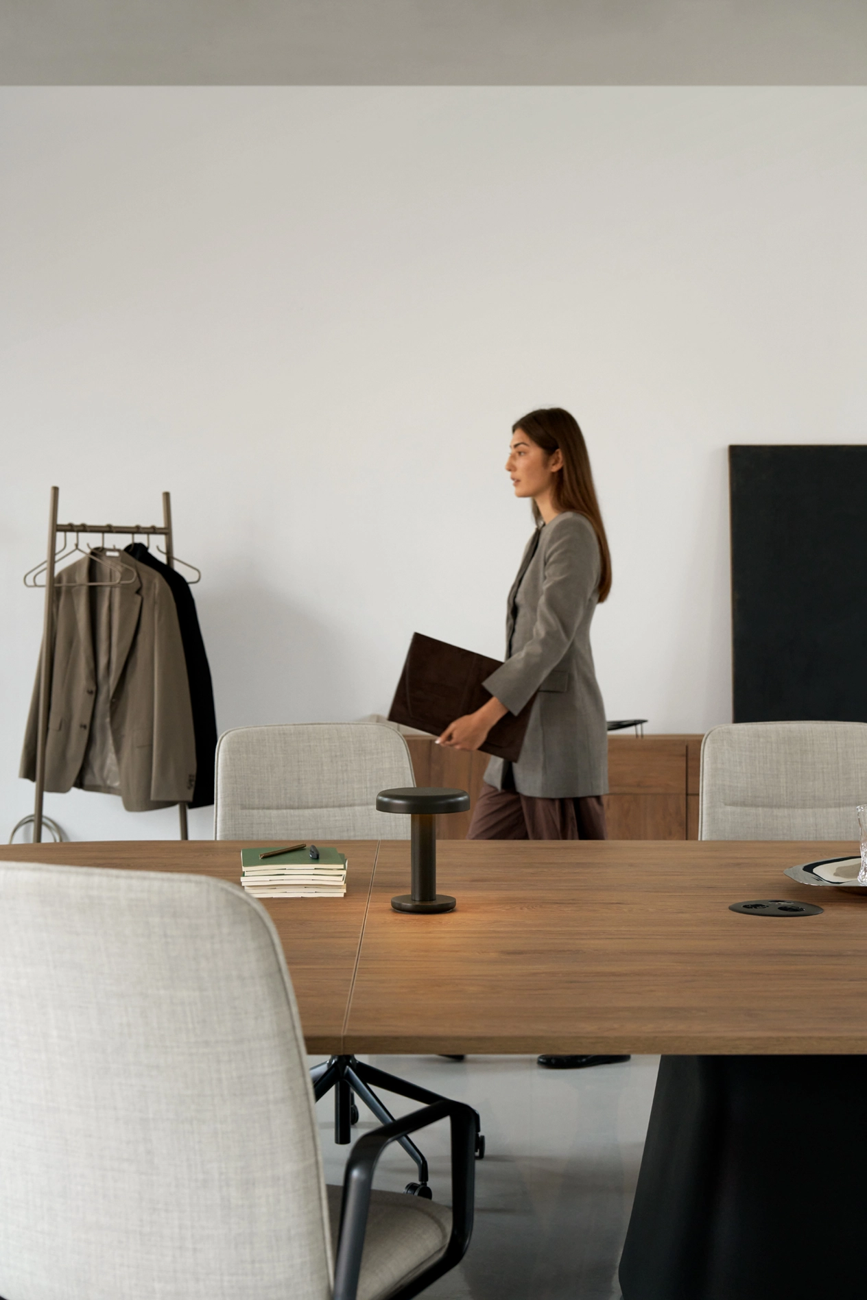 Sula_Tables_family_04