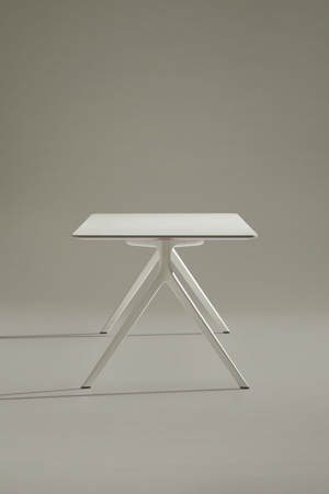Axyl_Tables_Mood_Images_30.jpeg